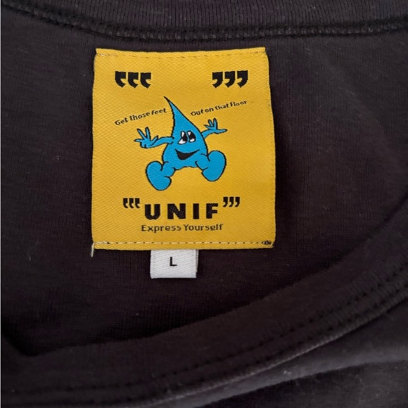 UNIF Black Frayed Edge Tee - Picture 5 of 5